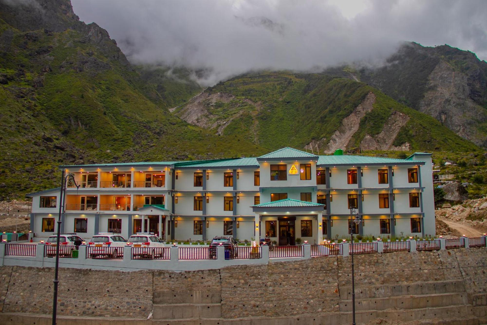 Amritara The Avadh Hotell Badrinath Eksteriør bilde