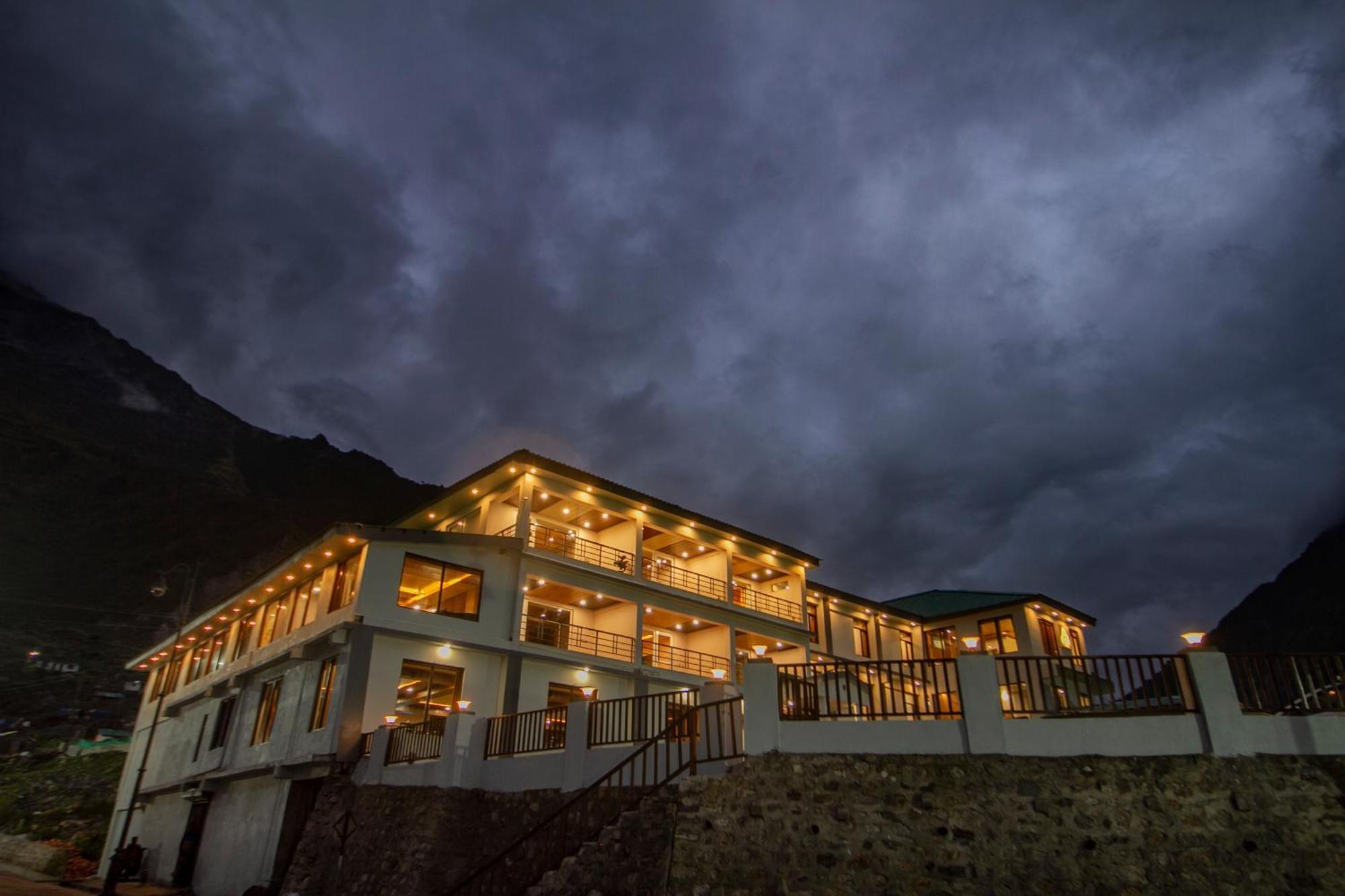 Amritara The Avadh Hotell Badrinath Eksteriør bilde